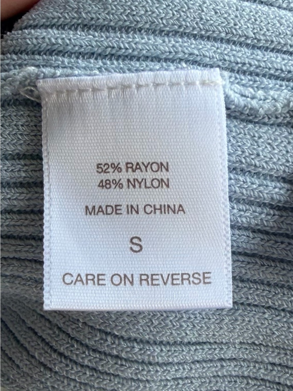 •Eva Mendes• Ice Blue Ribbed Mock Neck Sleeveless Sweater - Size Small - Picture 6 of 8
